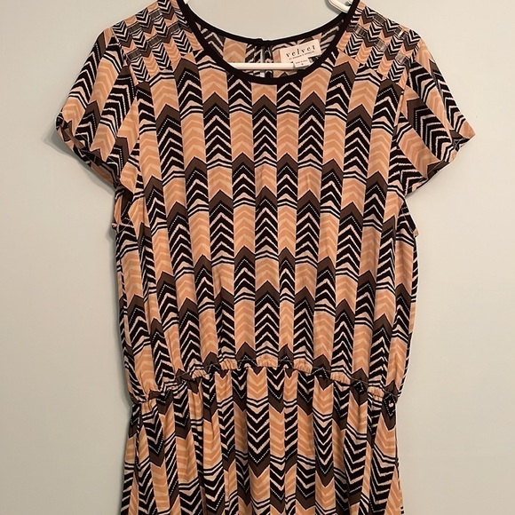 Velvet by Graham & Spencer Geometric Print Cap Sleeve Elastic Waist Midi Sz S - Picture 5 of 6